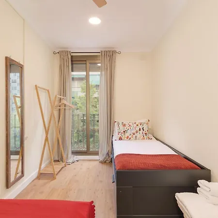 Cool&colorful Centric Apartment Barcelona